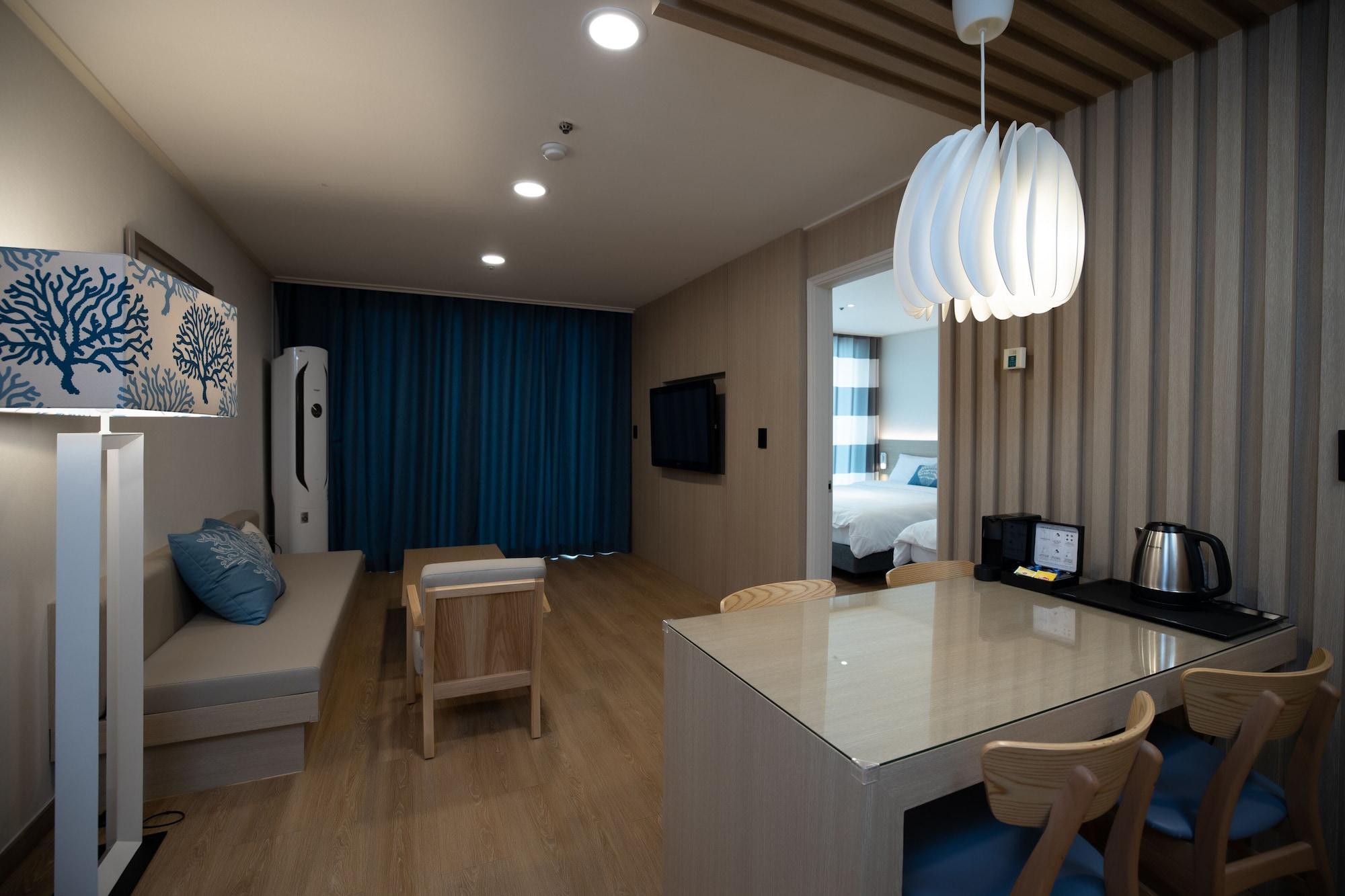 Kensington Resort Seorak Beach Сокчхо Экстерьер фото