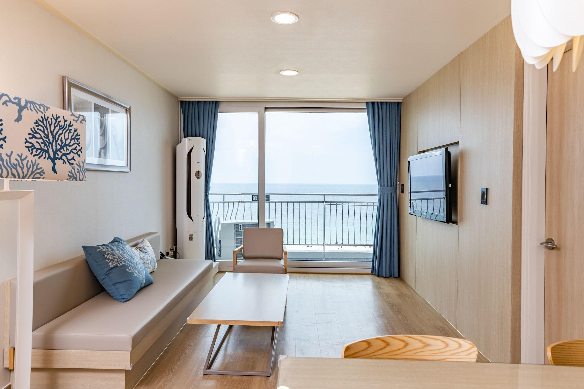 Kensington Resort Seorak Beach Сокчхо Экстерьер фото