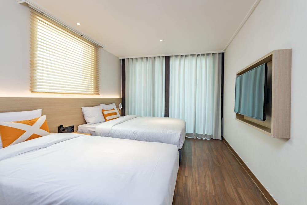 Kensington Resort Seorak Beach Сокчхо Экстерьер фото