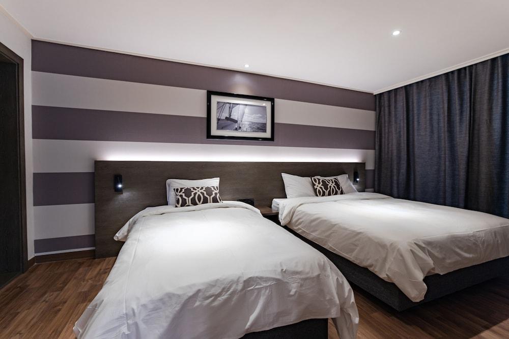 Kensington Resort Seorak Beach Сокчхо Экстерьер фото