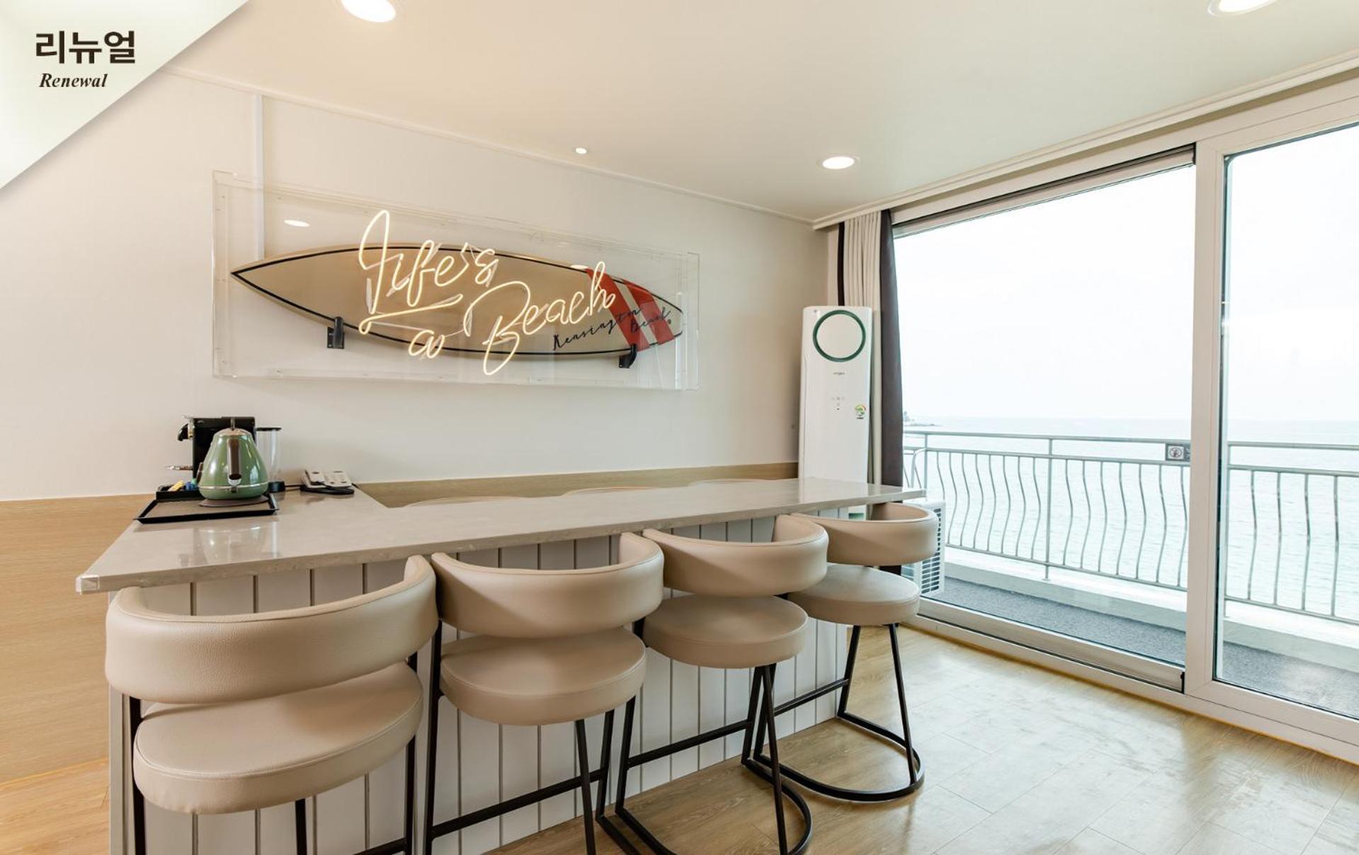 Kensington Resort Seorak Beach Сокчхо Номер фото